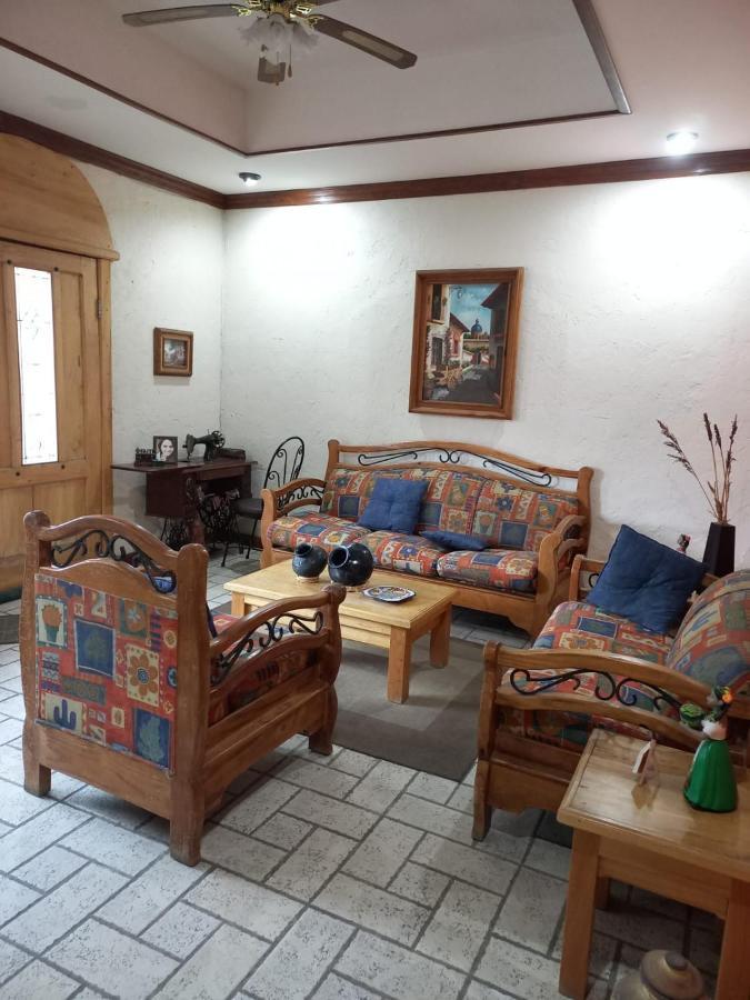 Home Stay Maria Hidalgo del Parral Exterior photo